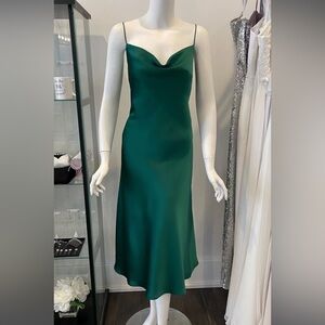 Amsale Clark Satin Midi Dress in Emerald s. 14
